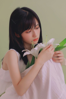 年轻的母亲播放
