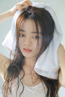 年轻的妈妈在线观看线完整版2中文讲了什么