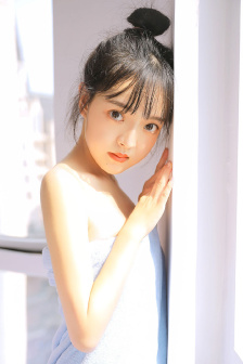 年轻的老师hd